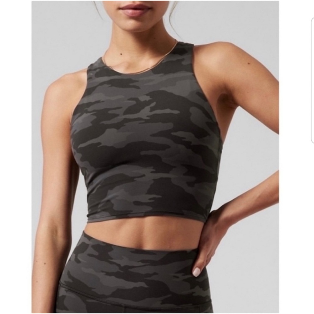NWT Athleta D-DD Conscious Crop in Black Camo Sports Bra Size 1X